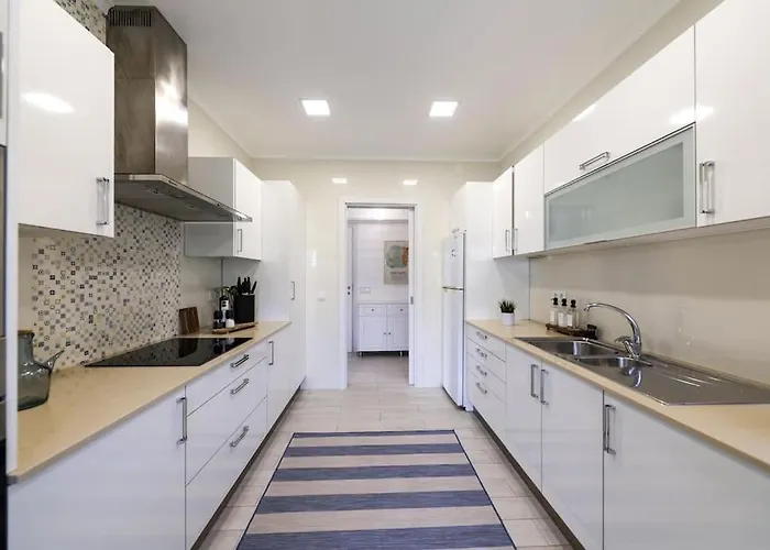 Lejlighed Close To Everything Bright Modern